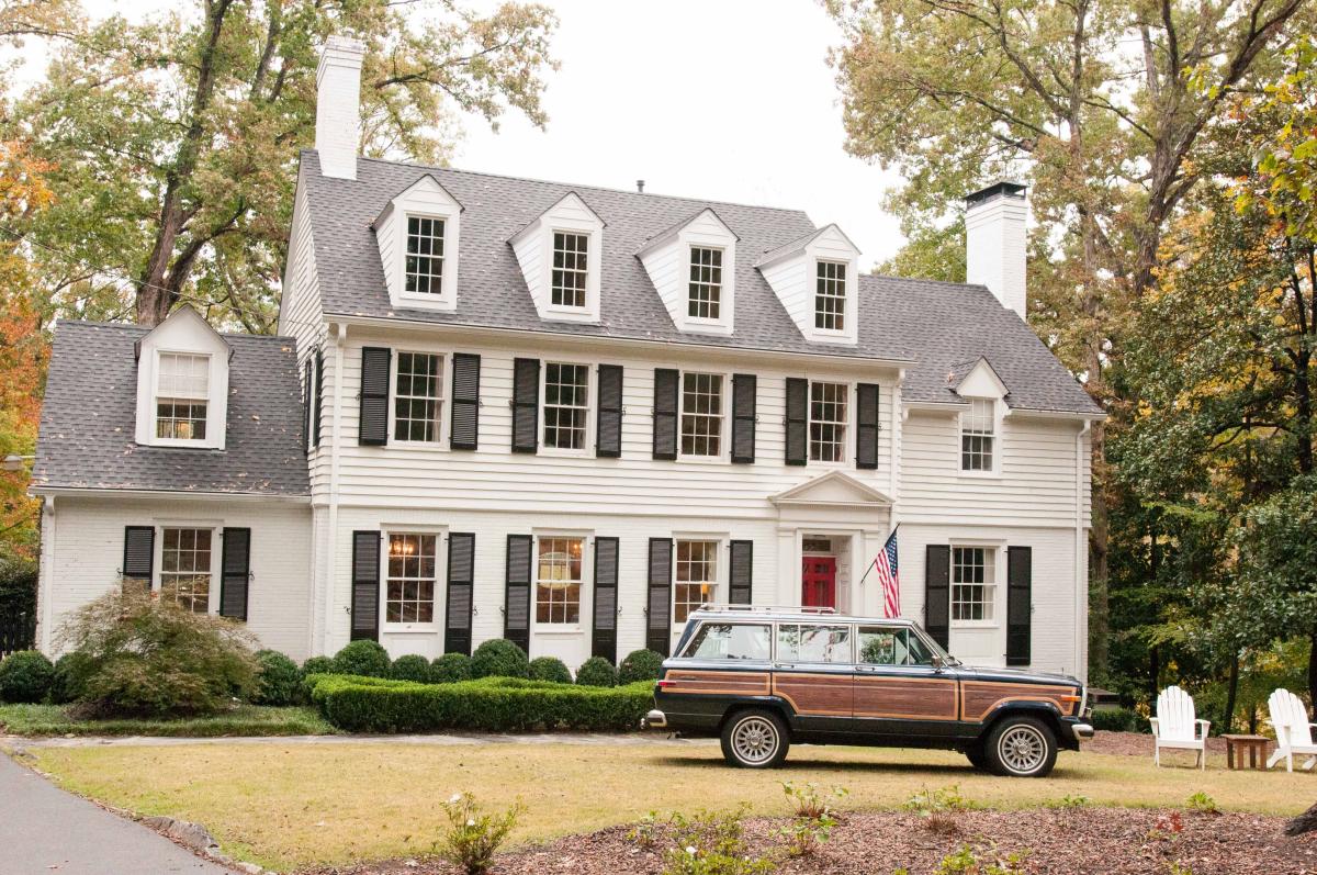 Red Door Production And Location Services In Atlanta Ga For